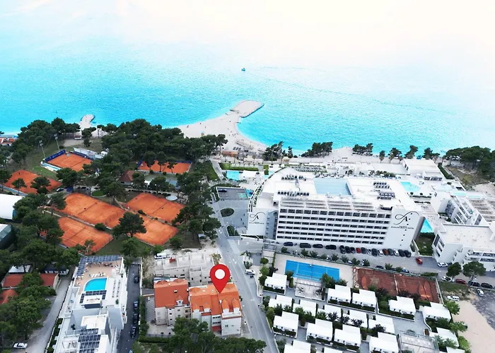 Luxury Apartment \'On The Beach\'